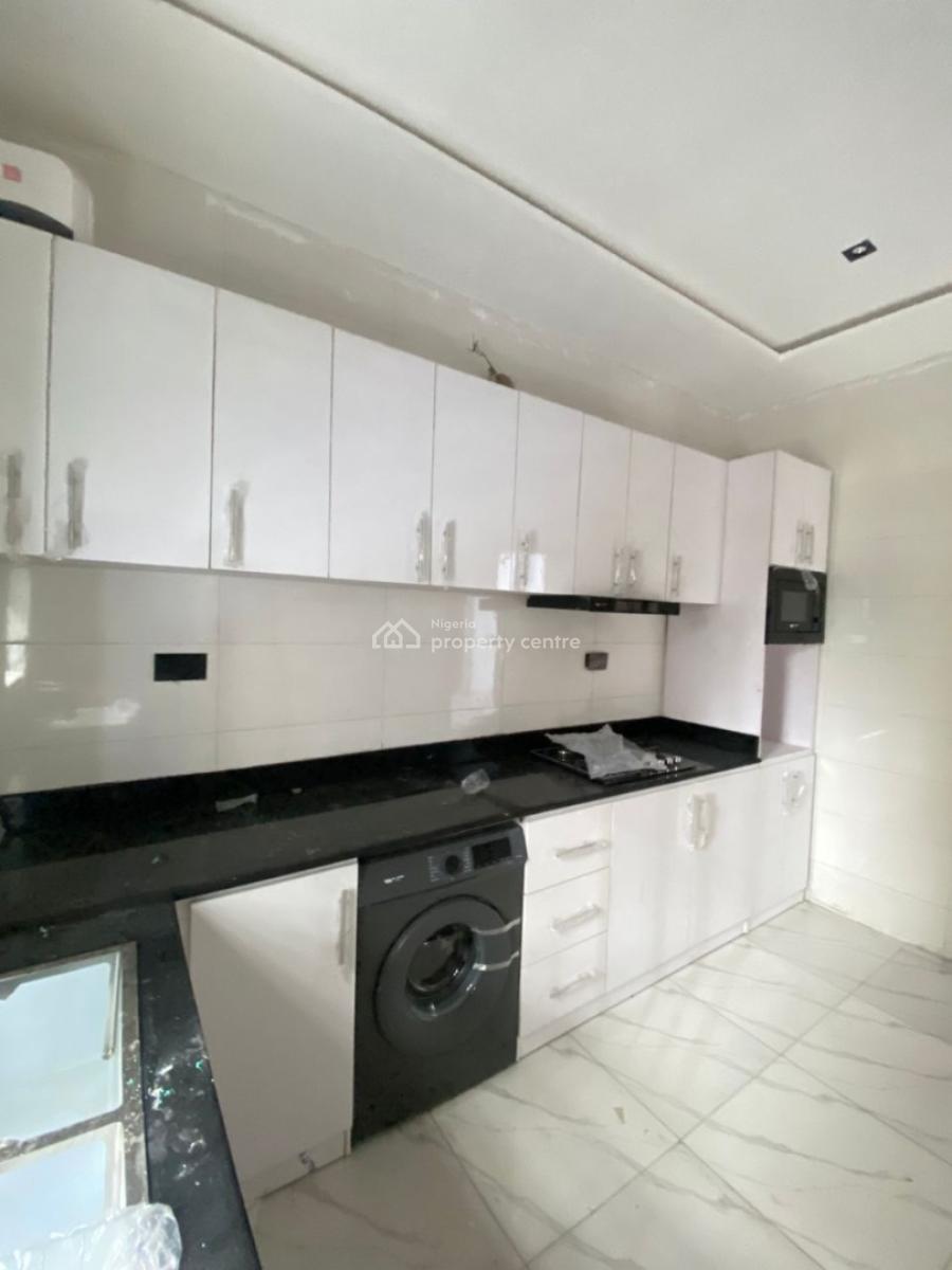 Luxury 2 Bedroom Apartment, Aburaham Adesanya, Ajah, Lagos, Block of Flats for Sale