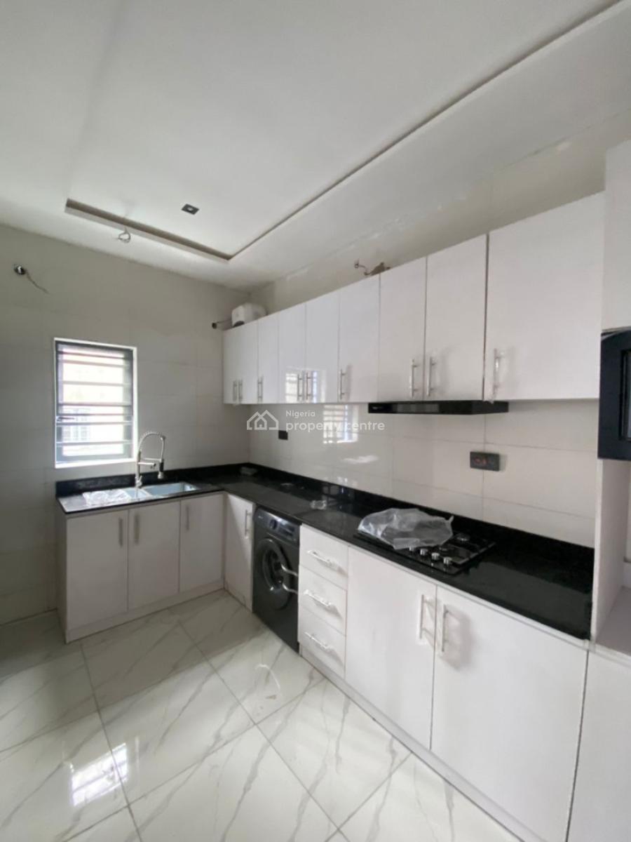 Luxury 2 Bedroom Apartment, Aburaham Adesanya, Ajah, Lagos, Block of Flats for Sale