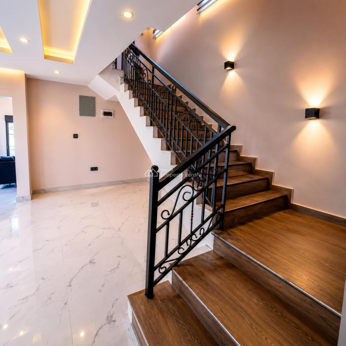 Commercial Or Residential 5bedroom Duplex with Bq, Lekki Phase 1, Lekki Phase 1, Lekki, Lagos, Semi-detached Duplex for Rent