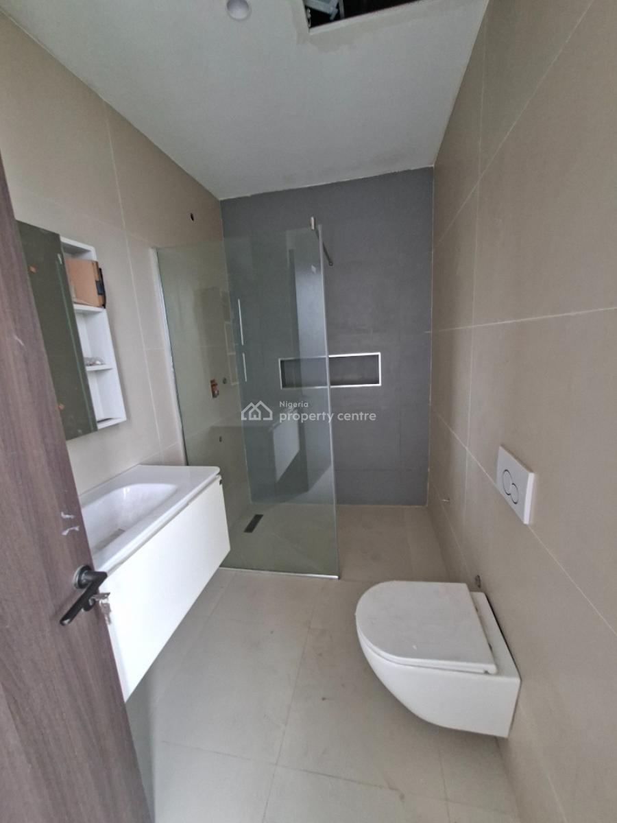 Spacious and Newly Build 2bedroom Flat with Pool & Gym, Lekki Phase 1 Off Admiralty Way, Lekki Phase 1, Lekki, Lagos, Block of Flats for Sale