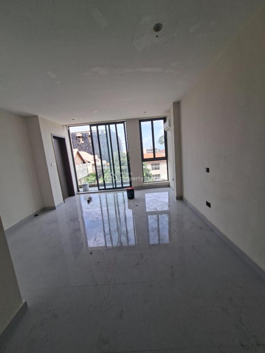 Spacious and Newly Build 2bedroom Flat with Pool & Gym, Lekki Phase 1 Off Admiralty Way, Lekki Phase 1, Lekki, Lagos, Block of Flats for Sale