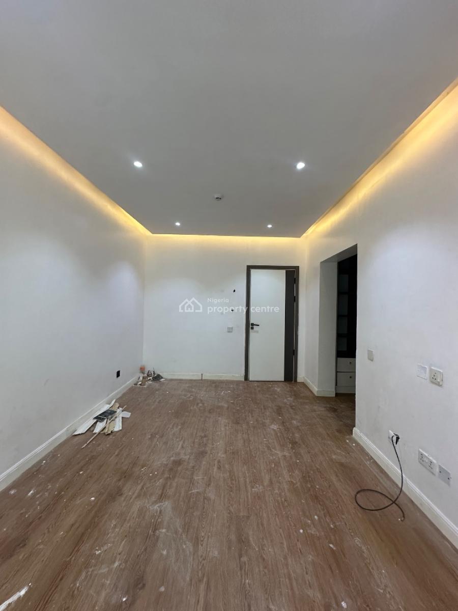 Serviced 2 Bedroom Apartment with Elevator, Lekki Phase 1, Lekki, Lagos, Flat / Apartment for Rent