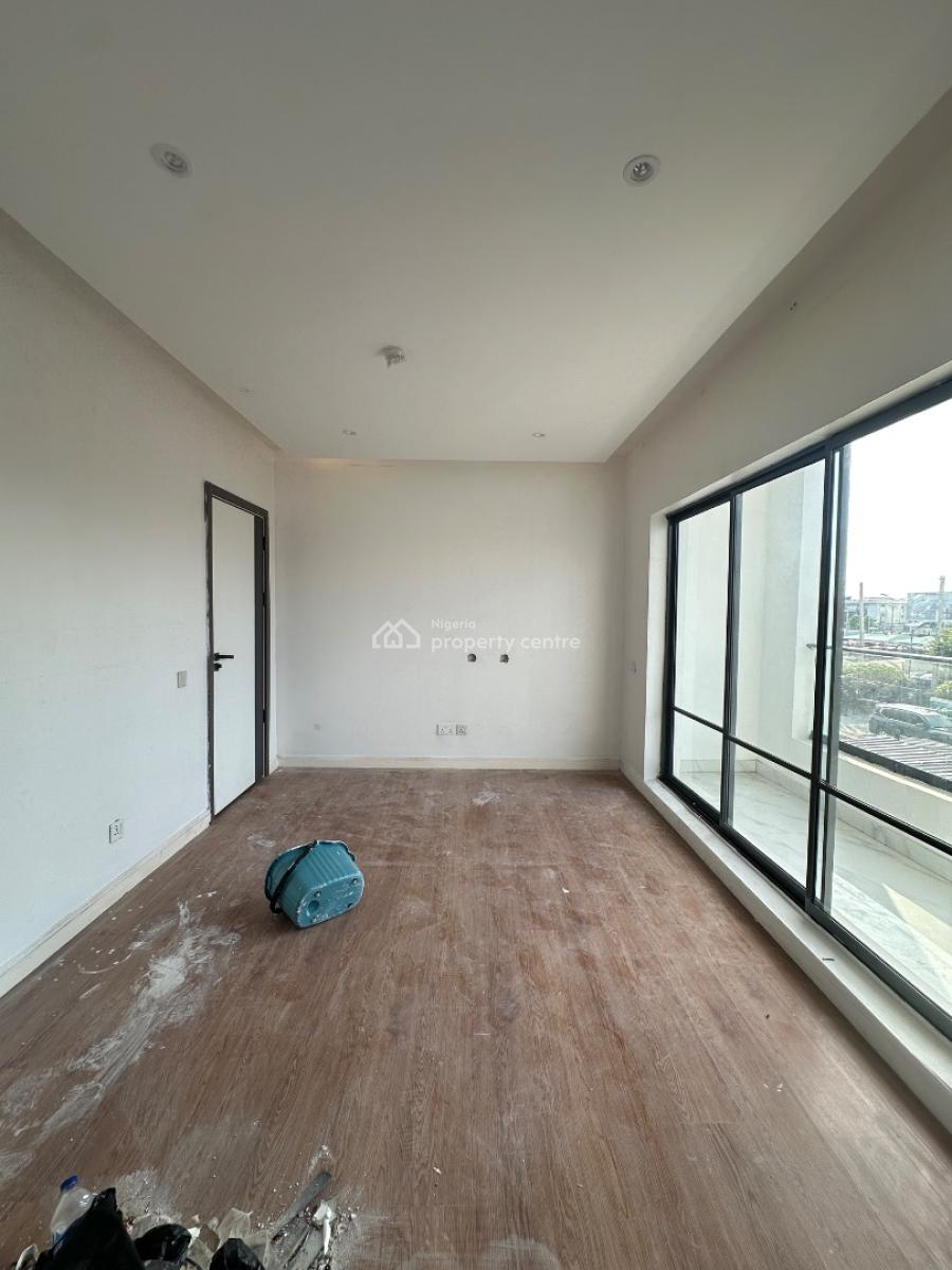 Serviced 2 Bedroom Apartment with Elevator, Lekki Phase 1, Lekki, Lagos, Flat / Apartment for Rent