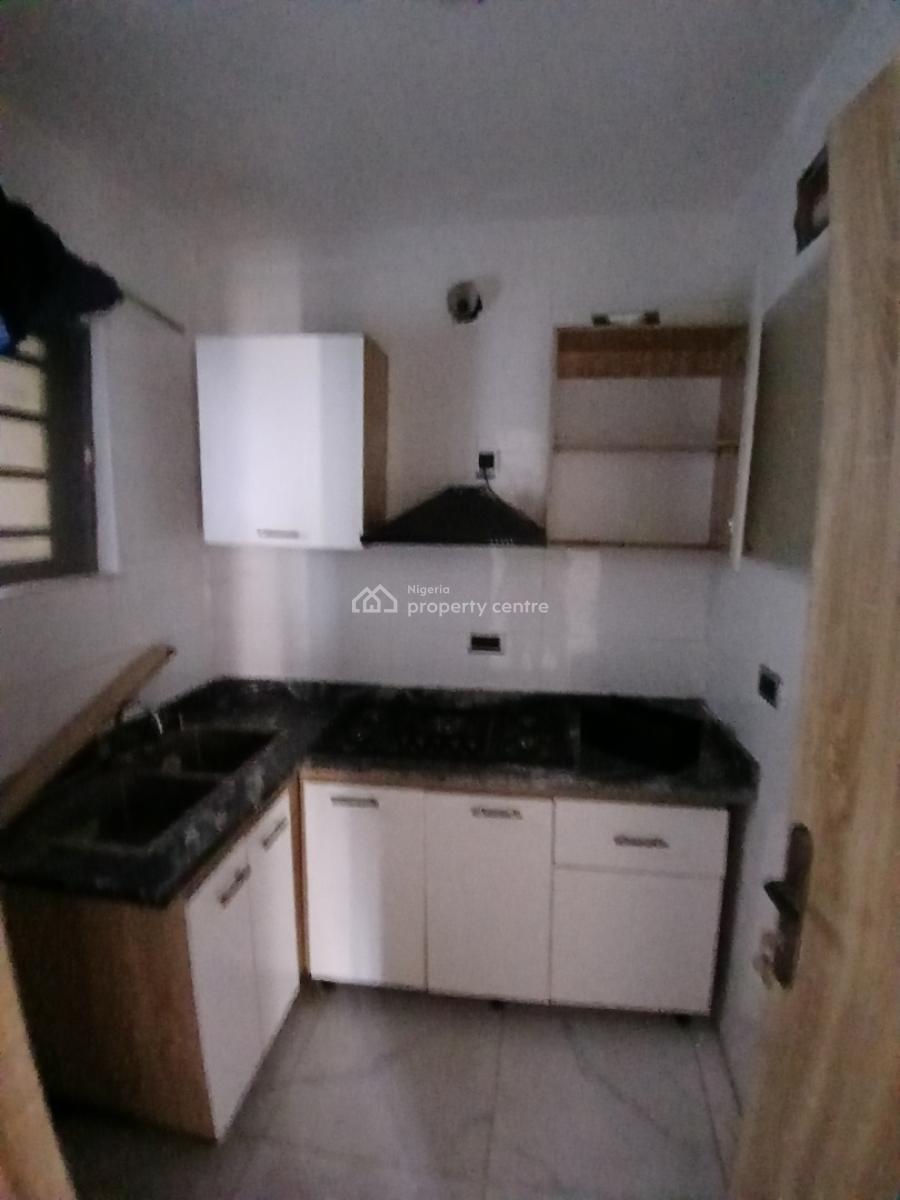 Relatively New 2bedroom Flat Upstairs, Gated Estate Close to Ado Roundabout, Ajah, Ajah, Lagos, Flat / Apartment for Rent
