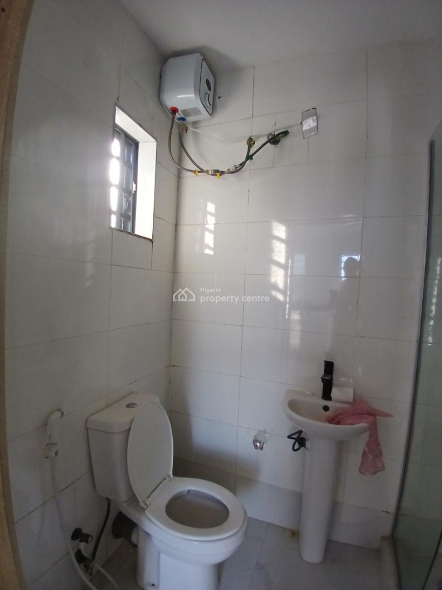 Relatively New 2bedroom Flat Upstairs, Gated Estate Close to Ado Roundabout, Ajah, Ajah, Lagos, Flat / Apartment for Rent