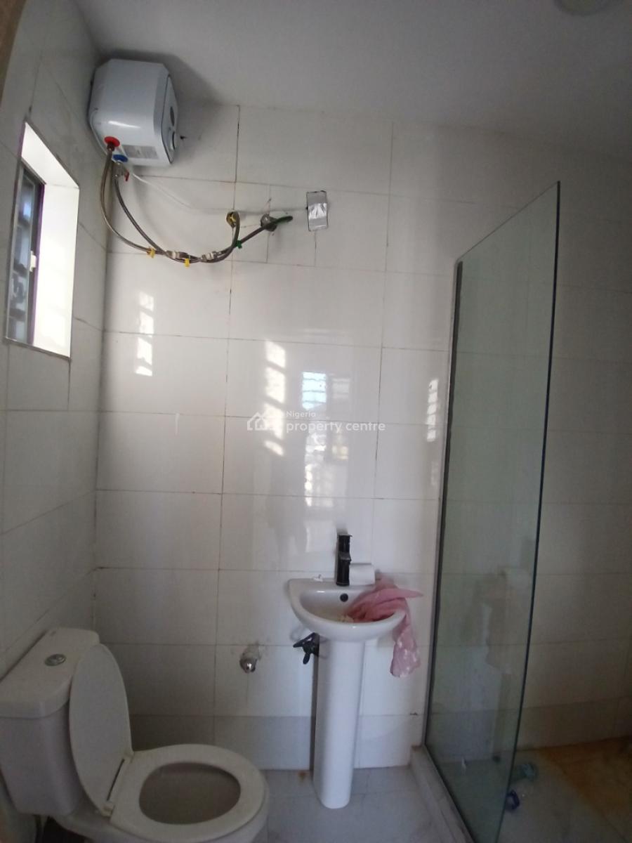 Relatively New 2bedroom Flat Upstairs, Gated Estate Close to Ado Roundabout, Ajah, Ajah, Lagos, Flat / Apartment for Rent