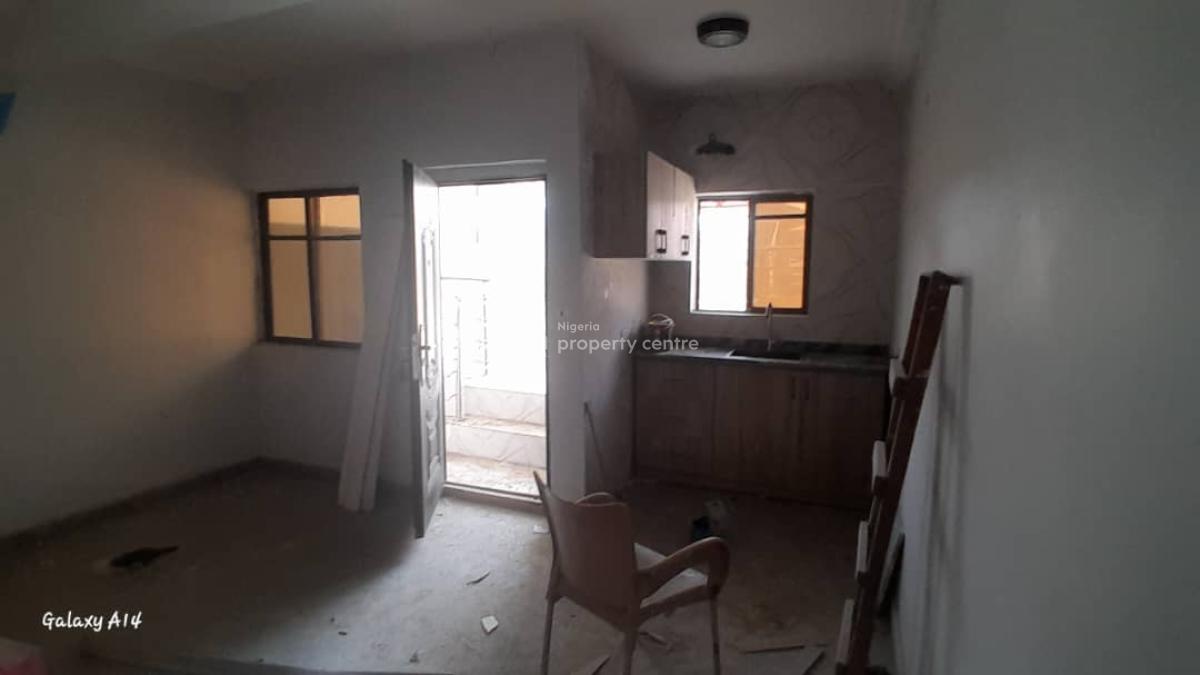 1 Bedroom Flat, Basil Chidera Street, Area 4, Garki, Abuja, Mini Flat (room and Parlour) for Rent