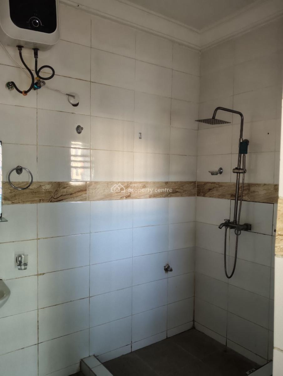 1 Bedroom Flat, Basil Chidera Street, Area 4, Garki, Abuja, Mini Flat (room and Parlour) for Rent