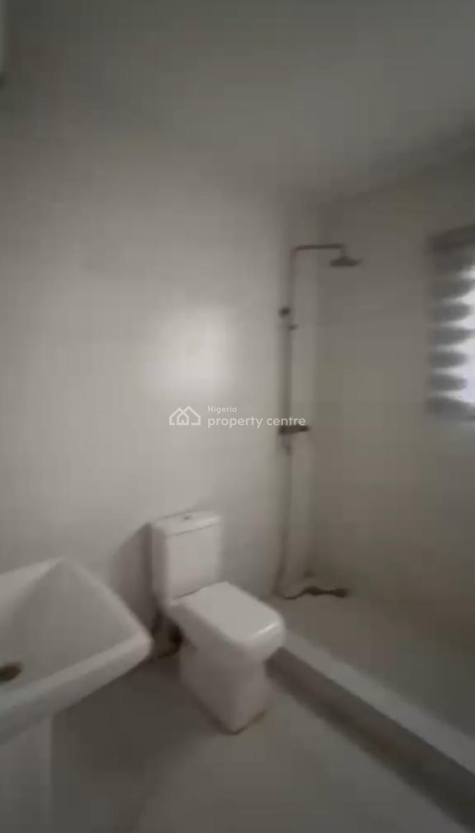 Clean 4bedroom Terrace Duplex with Bq, Tarred Rd, Kado Jahi Axis, Tarred Rd, Jahi, Abuja, Terraced Duplex for Rent