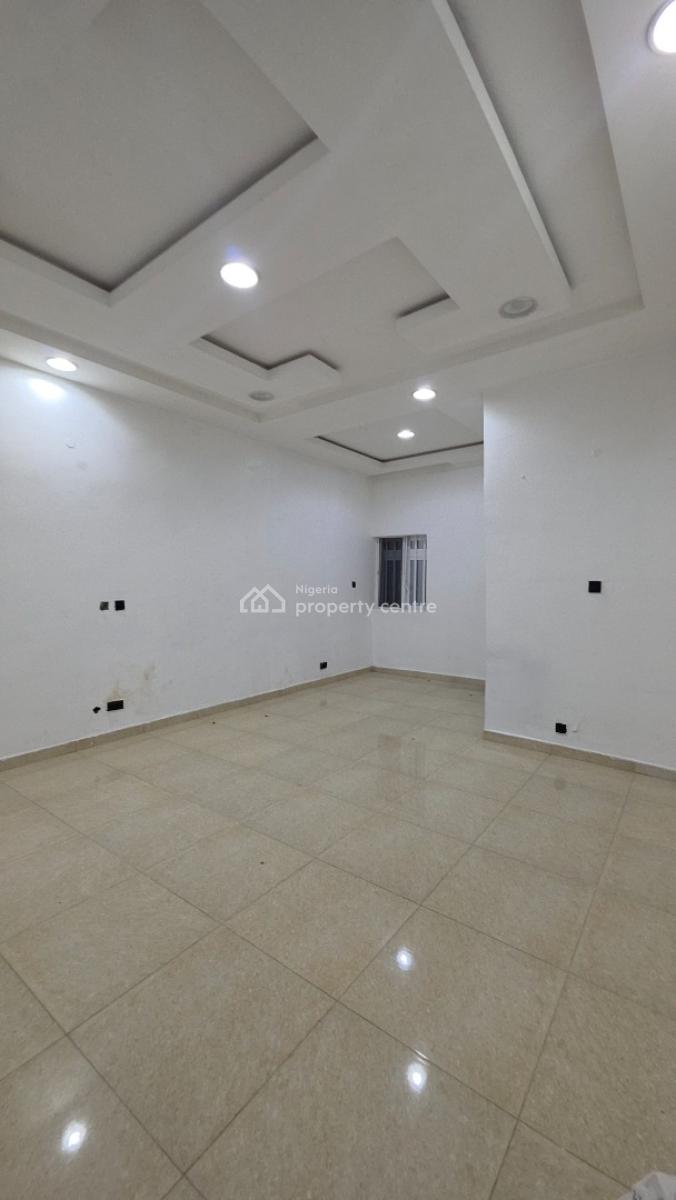 Luxury 4-bedroom Ground Floor Flat in Guzape, Abuja Discover, Guzape District, Abuja, Flat / Apartment for Rent