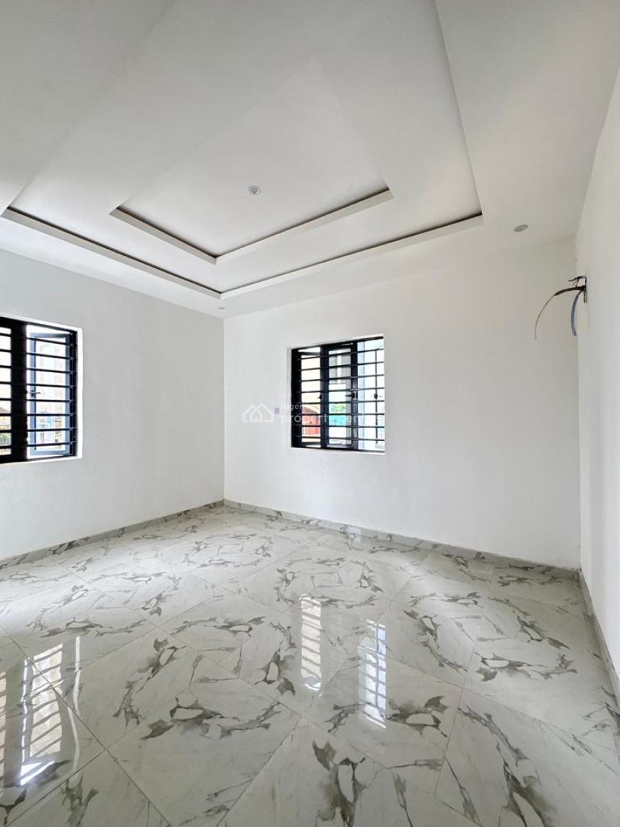 Beautiful Well Built 2 Bedroom & 3 Bedroom Apartment, Surulere Lagos, Surulere, Lagos, Block of Flats for Sale