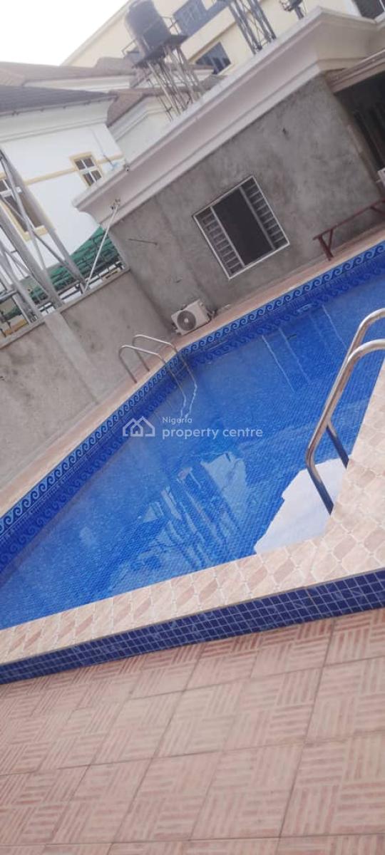a Well Maintained Service 3 Bedroom Apartments with a Bq and Swimming, Off Admiralty, Lekki Phase 1, Lekki, Lagos, Flat / Apartment for Rent