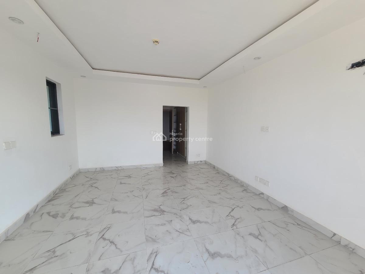 Luxury 3 Bedroom Apartment with Bq, Periwinkle Estate, Lekki Phase 1, Lekki, Lagos, Flat / Apartment for Sale