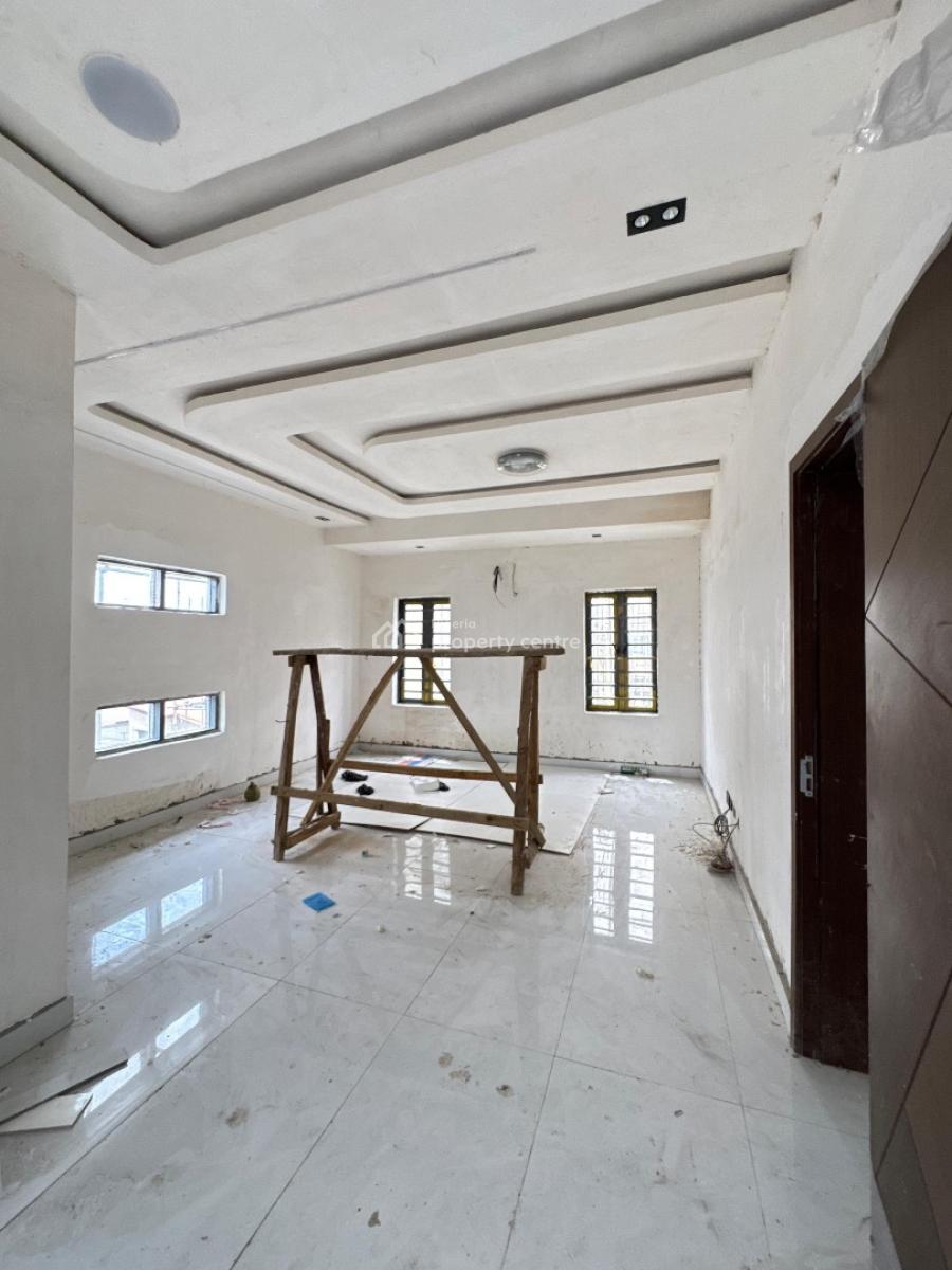 5 Bedroom Detached Duplex at Surulere, Surulere, Lagos, Detached Duplex for Sale