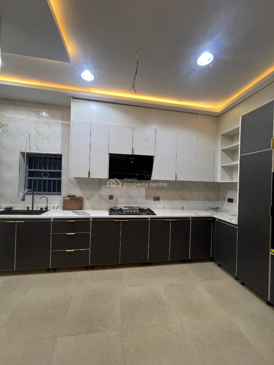 4 Bedroom Terrace Duplex with Bq, Guzape District, Abuja, Terraced Duplex for Rent