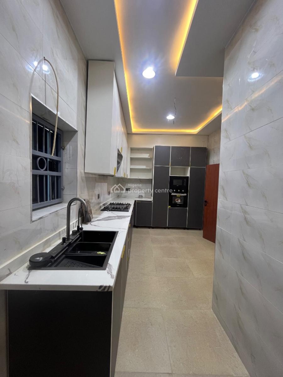 4 Bedroom Terrace Duplex with Bq, Guzape District, Abuja, Terraced Duplex for Rent