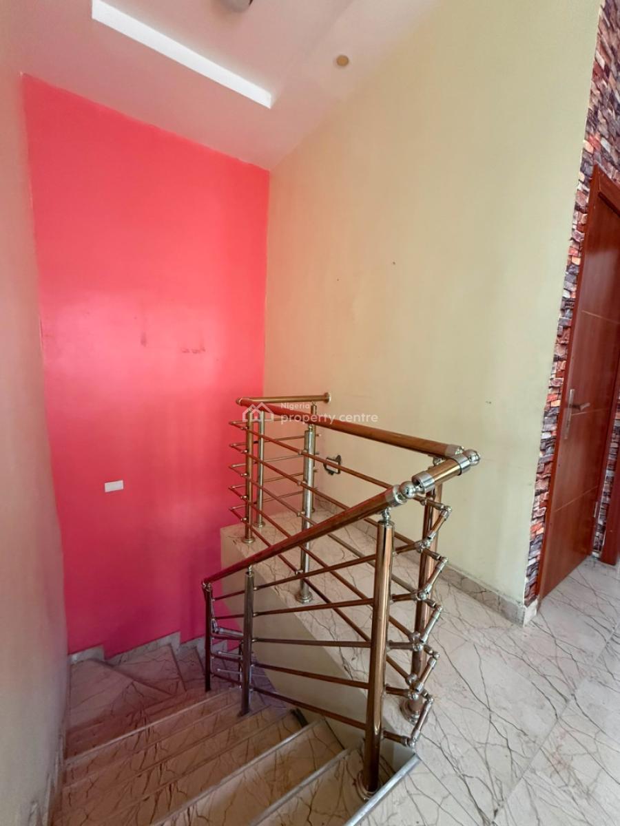 3 Bedroom Terraced Duplex Self Compound, Secure Estate in Chevron, Lekki, Lagos, Terraced Duplex for Rent