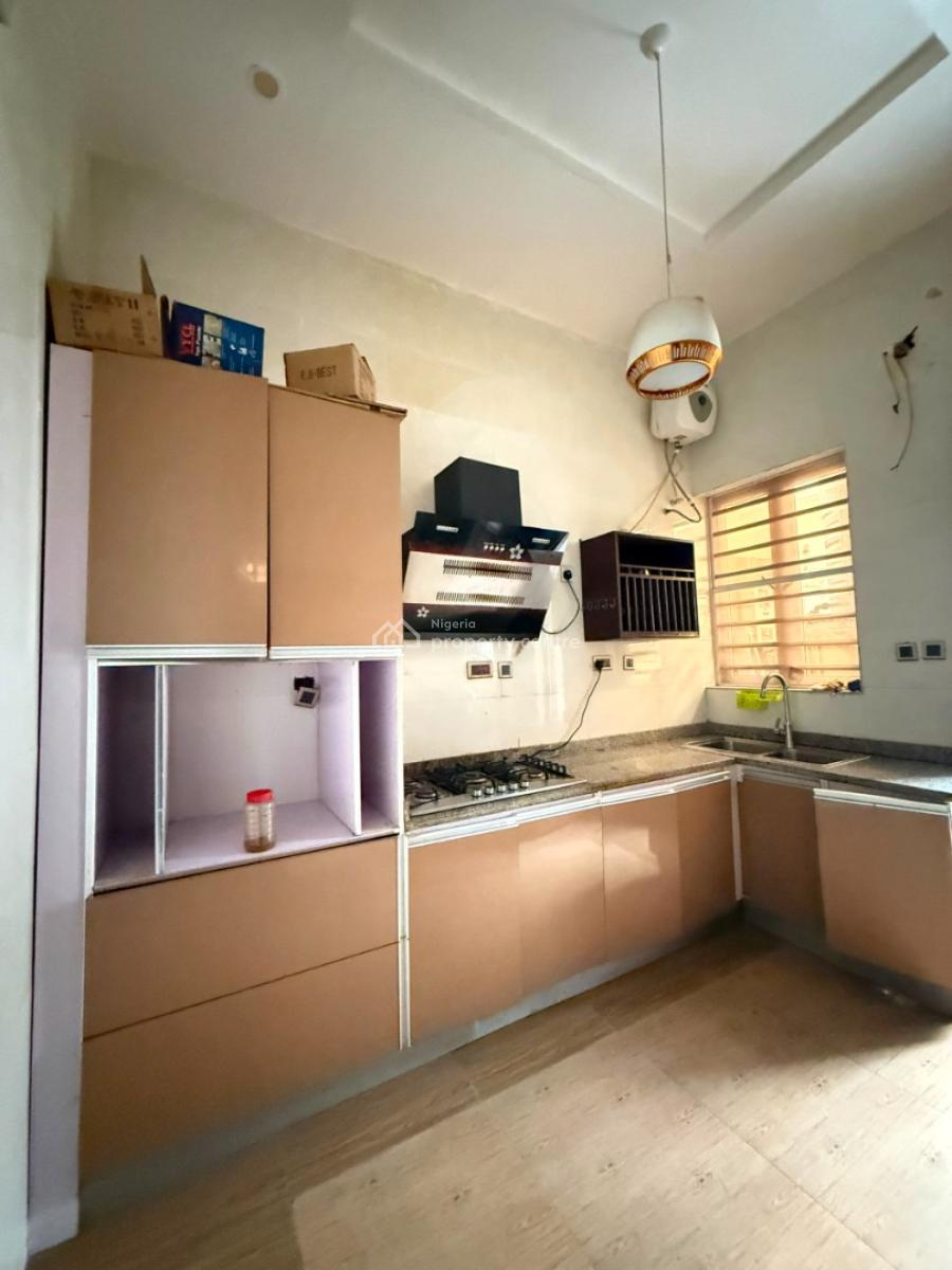3 Bedroom Terraced Duplex Self Compound, Secure Estate in Chevron, Lekki, Lagos, Terraced Duplex for Rent
