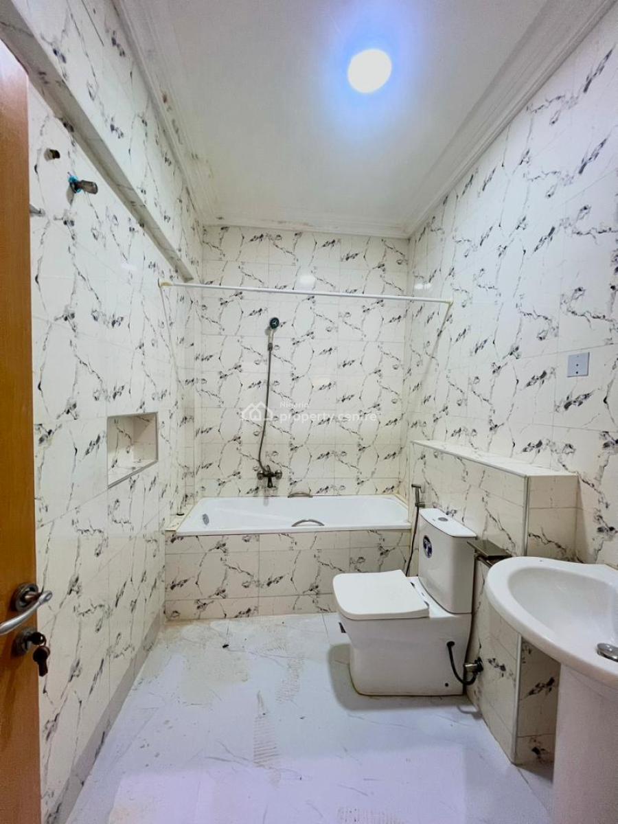 3 Bedroom Waterfront Apartment with Swimming Pool, Bq & Sports Centre, Banana Island, Ikoyi, Lagos, Flat / Apartment for Rent