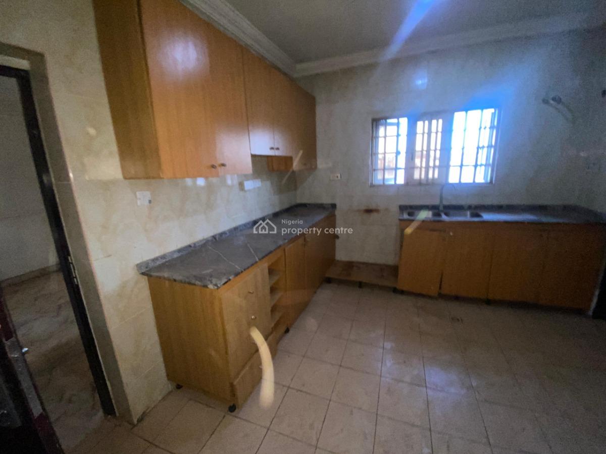 Spacious 3 Bedroom Apartment, Jahi, Abuja, Flat / Apartment for Rent