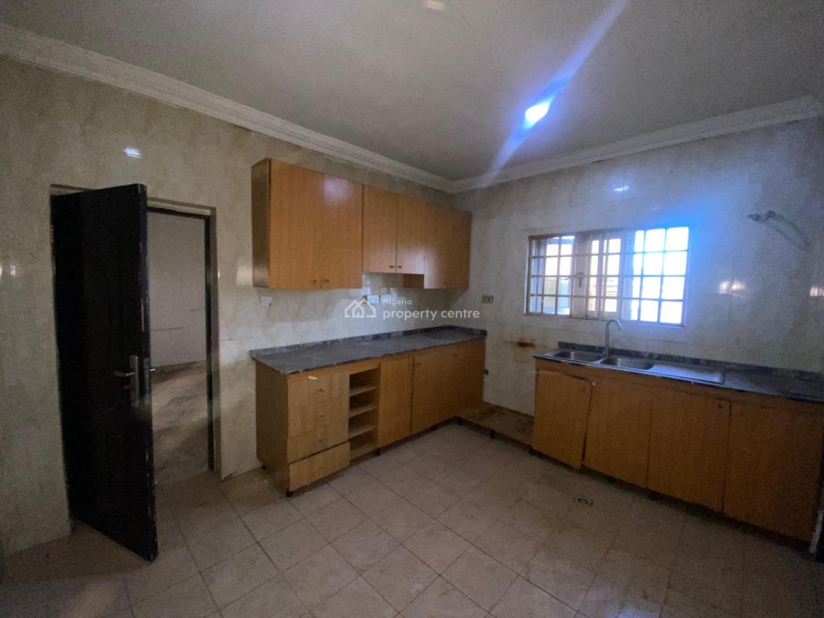 Spacious 3 Bedroom Apartment, Jahi, Abuja, Flat / Apartment for Rent
