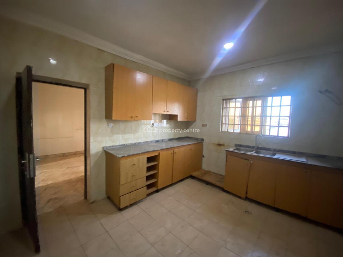 Spacious 3 Bedroom Apartment, Jahi, Abuja, Flat / Apartment for Rent