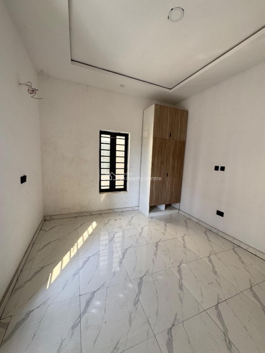 Brand New 2bedroom Apartment Available, Ilaje, Ajah, Lagos, Flat / Apartment for Rent