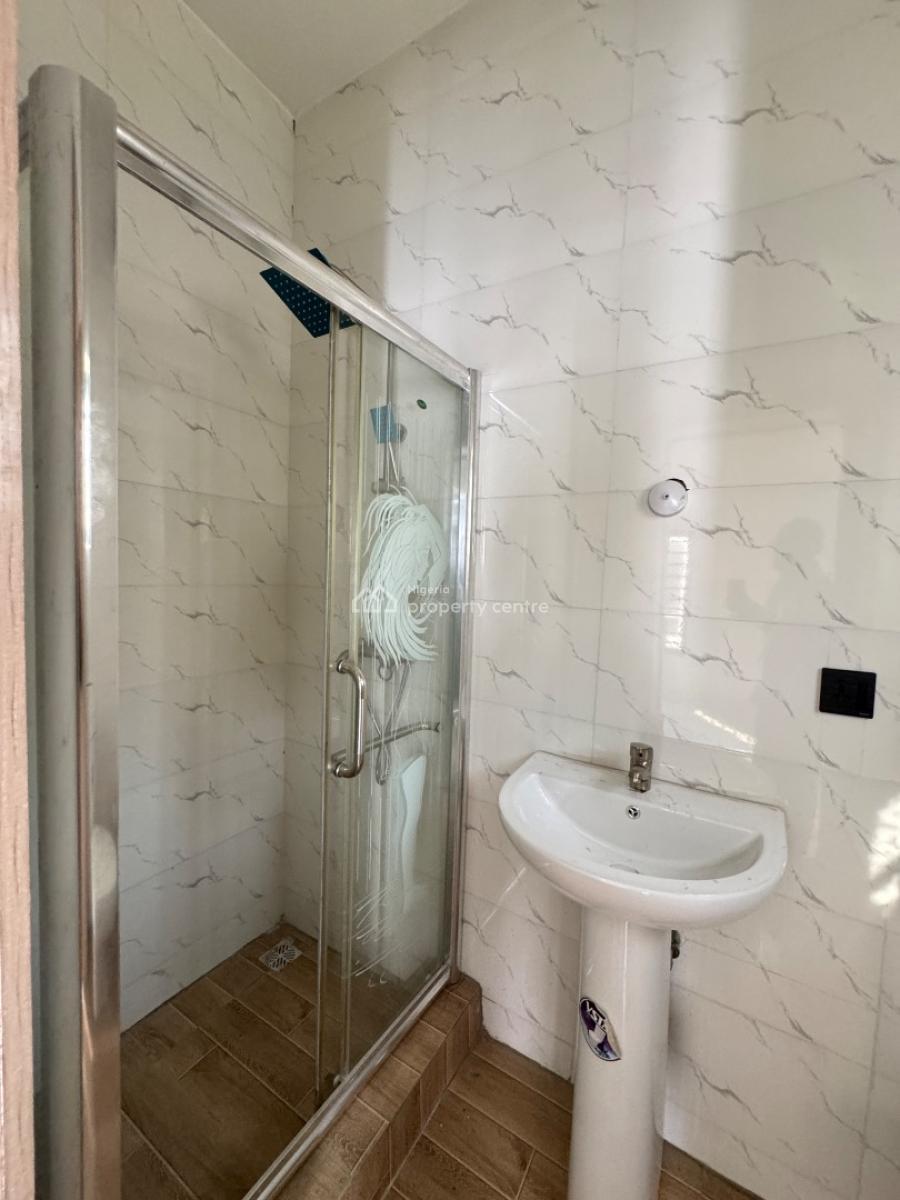 Brand New 2bedroom Apartment Available, Ilaje, Ajah, Lagos, Flat / Apartment for Rent