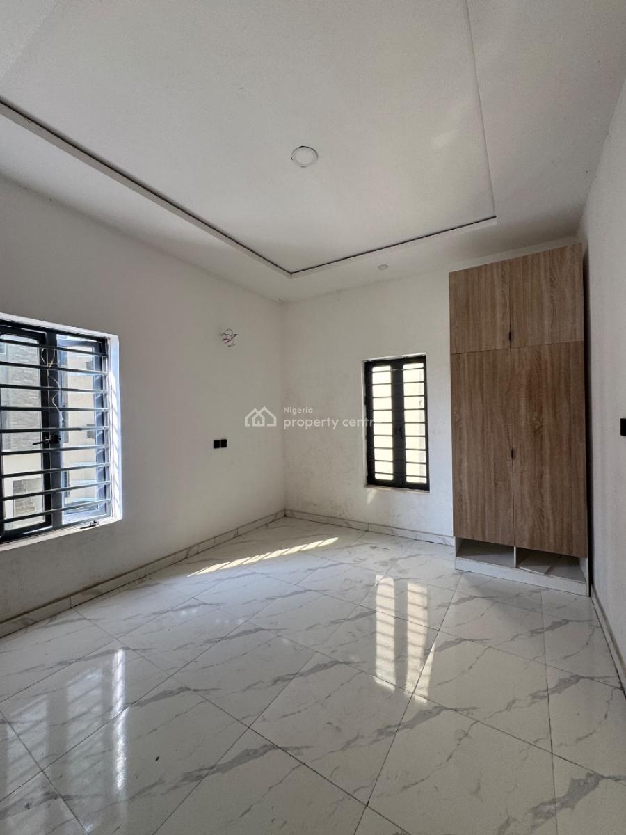 Brand New 2bedroom Apartment Available, Ilaje, Ajah, Lagos, Flat / Apartment for Rent