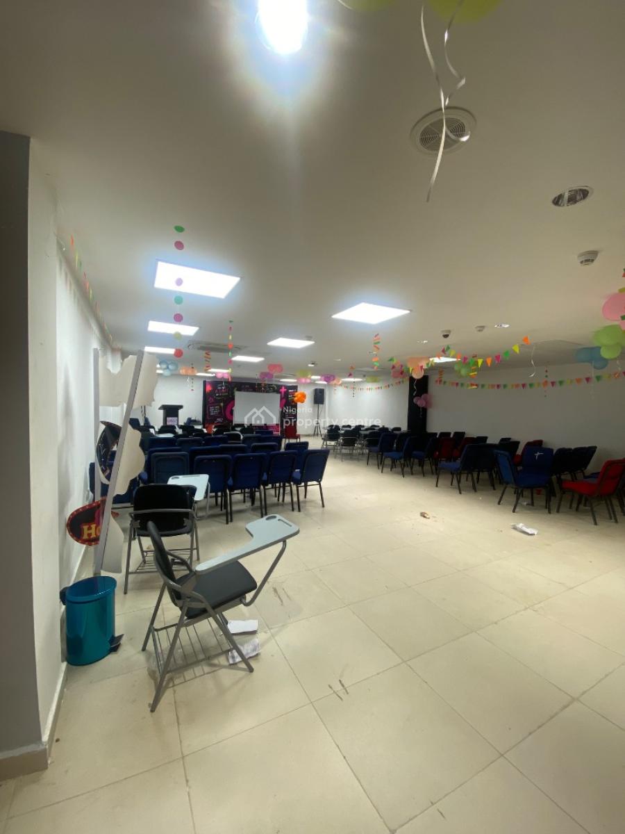 Serene Corporate Multi-purpose Hall., Ologolo, Lekki, Lagos, Conference / Meeting / Training Room for Rent