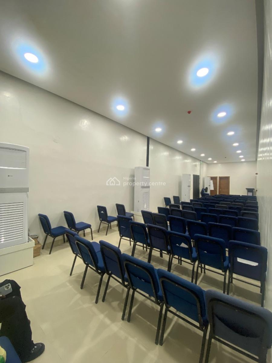 Serene Corporate Multi-purpose Hall., Ologolo, Lekki, Lagos, Conference / Meeting / Training Room for Rent