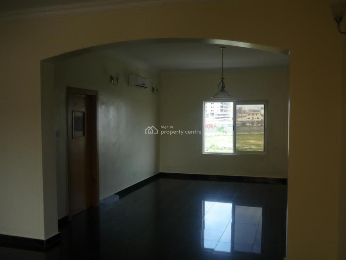 Fully Serviced 2 Bedroom Apartment with Bq, Pool & Gym, Off Palace Road, Oniru, Victoria Island (vi), Lagos, Flat / Apartment for Sale