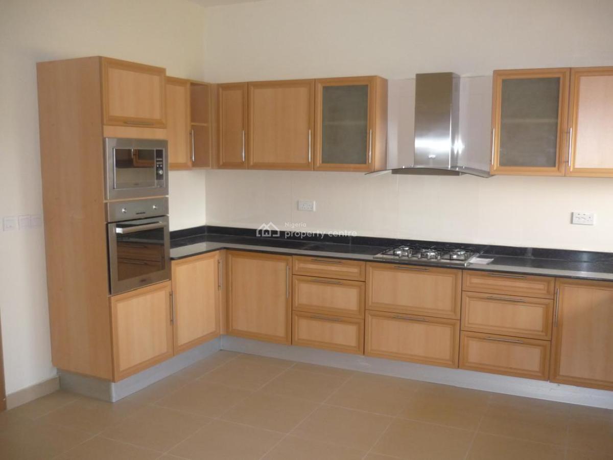 Fully Serviced 2 Bedroom Apartment with Bq, Pool & Gym, Off Palace Road, Oniru, Victoria Island (vi), Lagos, Flat / Apartment for Sale