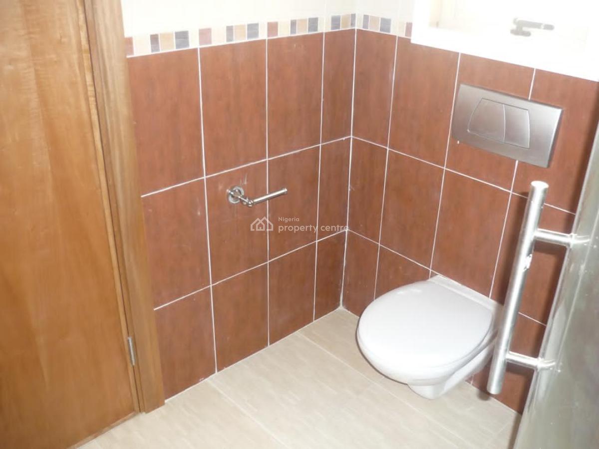 Fully Serviced 2 Bedroom Apartment with Bq, Pool & Gym, Off Palace Road, Oniru, Victoria Island (vi), Lagos, Flat / Apartment for Sale