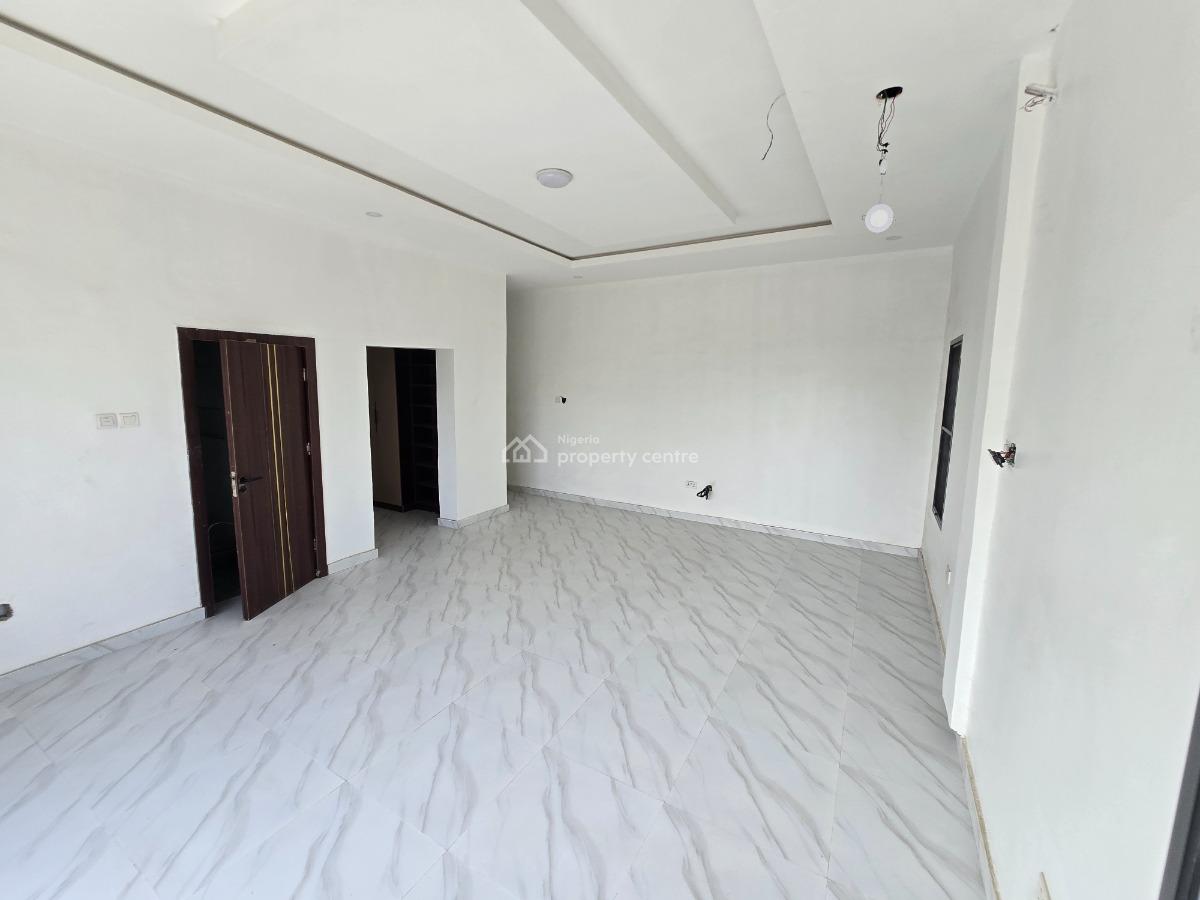 Newly Built Service 3-bedroom Flat Apartment Puls Bq, Off Freedom Way, Lekki Phase 1, Lekki, Lagos, Flat / Apartment for Rent