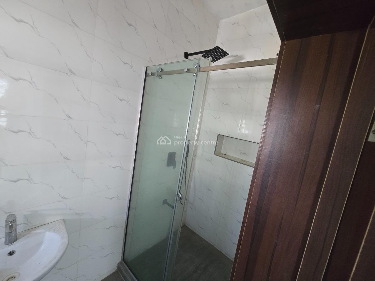 Newly Built Service 3-bedroom Flat Apartment Puls Bq, Off Freedom Way, Lekki Phase 1, Lekki, Lagos, Flat / Apartment for Rent