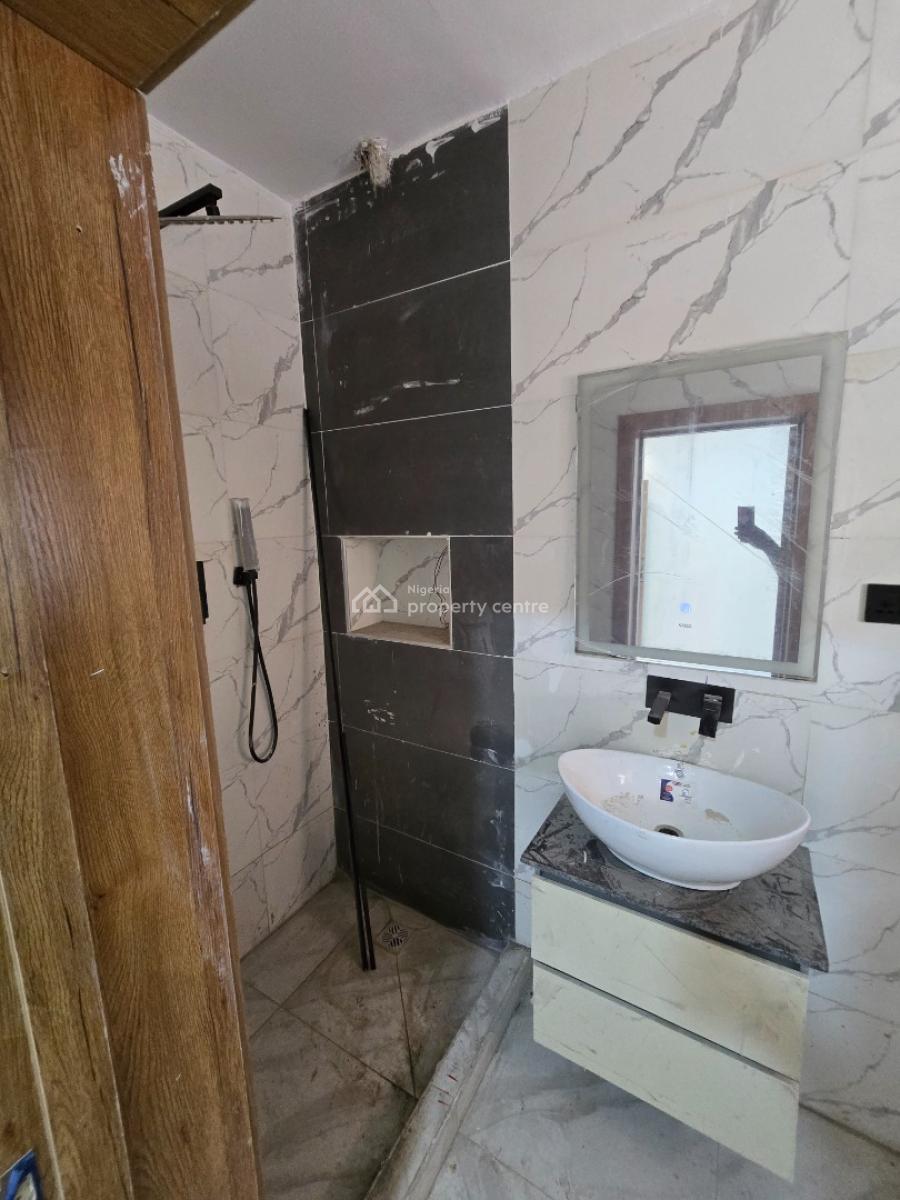 Newly Built Service 3-bedroom Flat Apartment, Off Freedom Way, Lekki Phase 1, Lekki, Lagos, Flat / Apartment for Rent