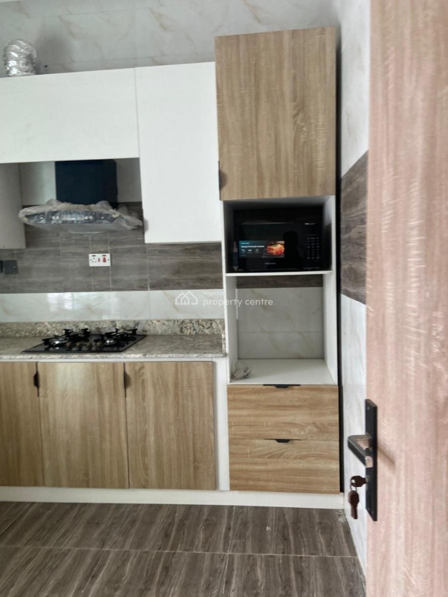Now Available, Mobil Road Ilaje Ajah, Ilaje, Ajah, Lagos, Flat / Apartment for Rent