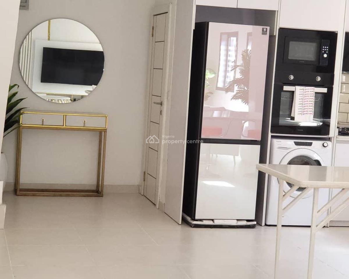 Fully Furnished, Serviced 2 Bedroom with Lift and Swimming Pool, Ikate, Lekki, Lagos, Flat / Apartment for Rent