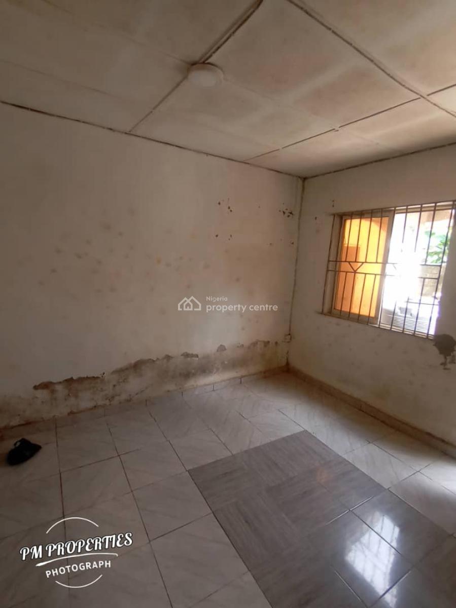 Room Self at Magboro Makogi, Makogi, Magboro, Ogun, Self Contain (single Rooms) for Rent