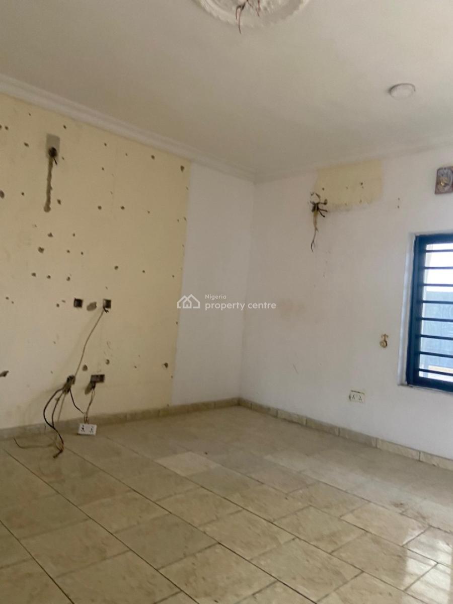 Noa Available, Mobil Road Ilaje Ajah, Ilaje, Ajah, Lagos, Flat / Apartment for Rent