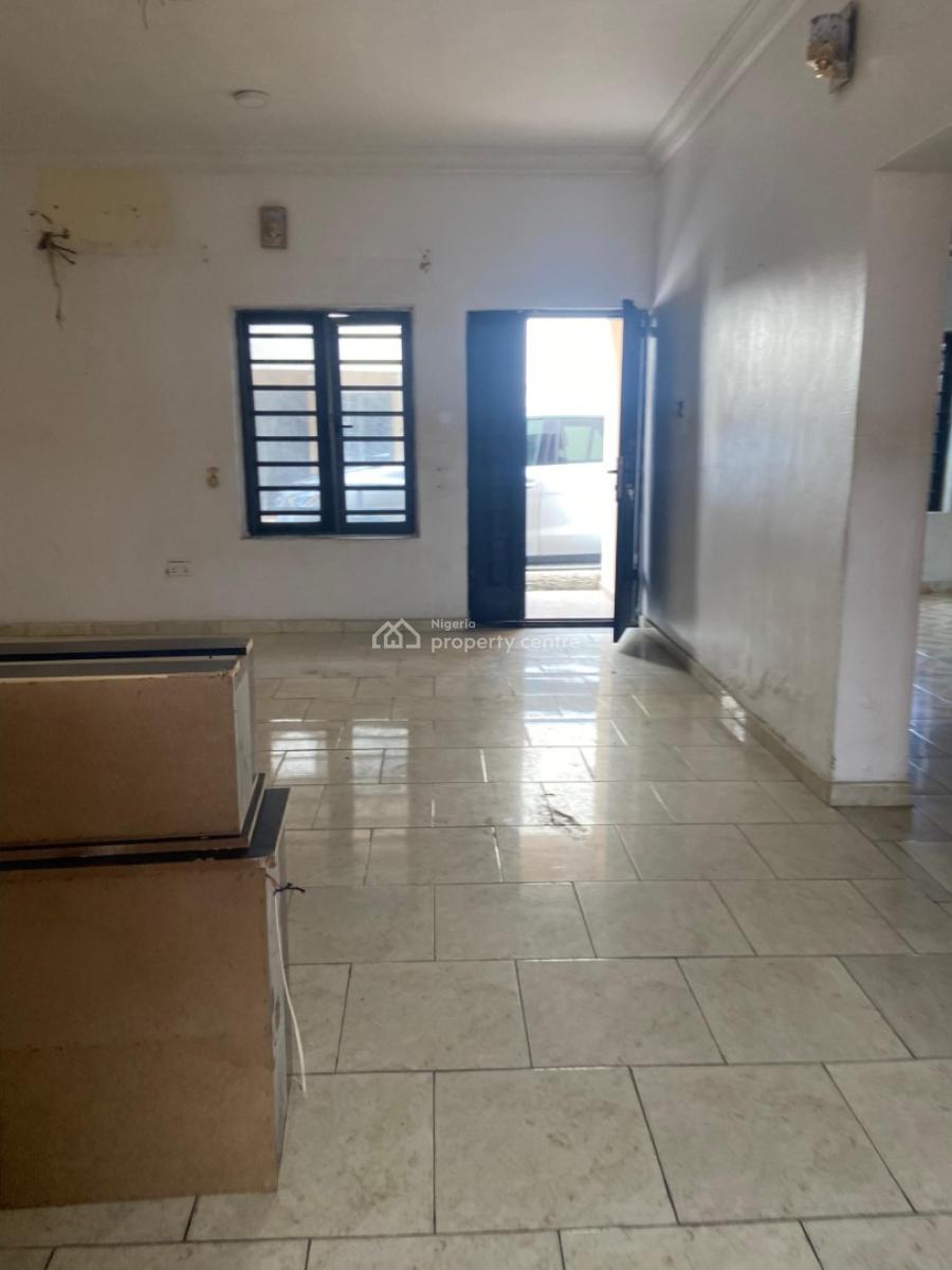 Noa Available, Mobil Road Ilaje Ajah, Ilaje, Ajah, Lagos, Flat / Apartment for Rent