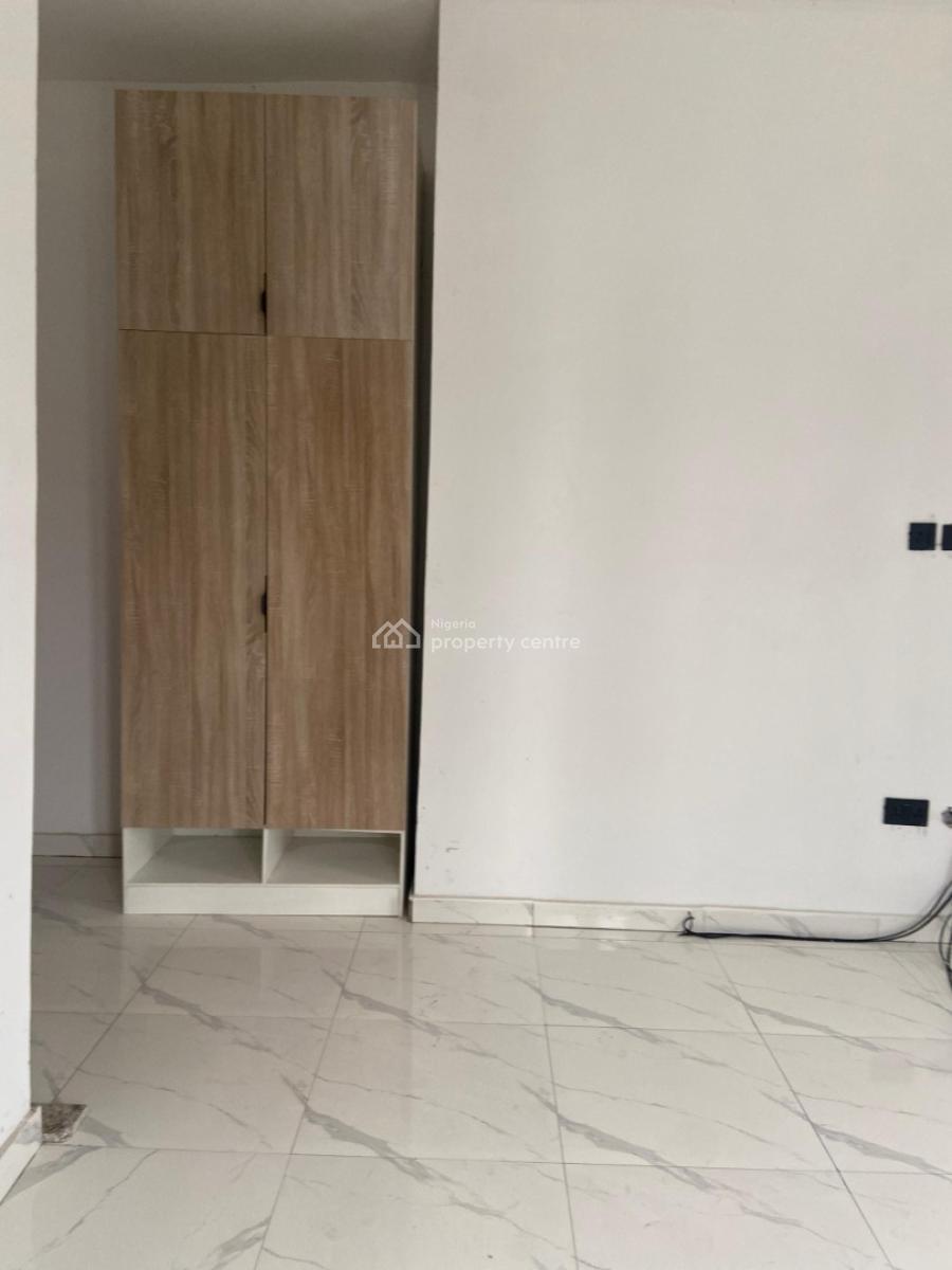 Noa Available, Mobil Road Ilaje Ajah, Ilaje, Ajah, Lagos, Flat / Apartment for Rent