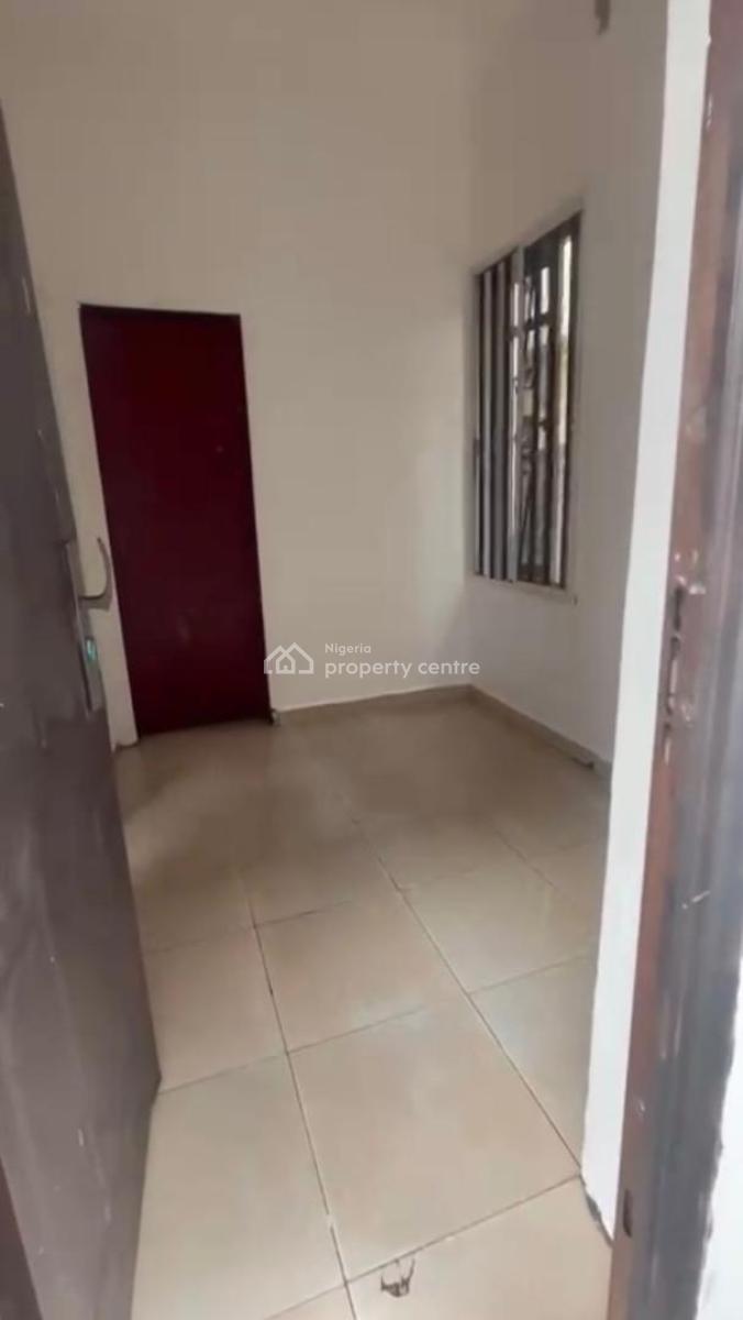 Nice Self Contain with a Personal Kitchen, Chevron, Lekki, Lagos, Self Contain (single Rooms) for Rent