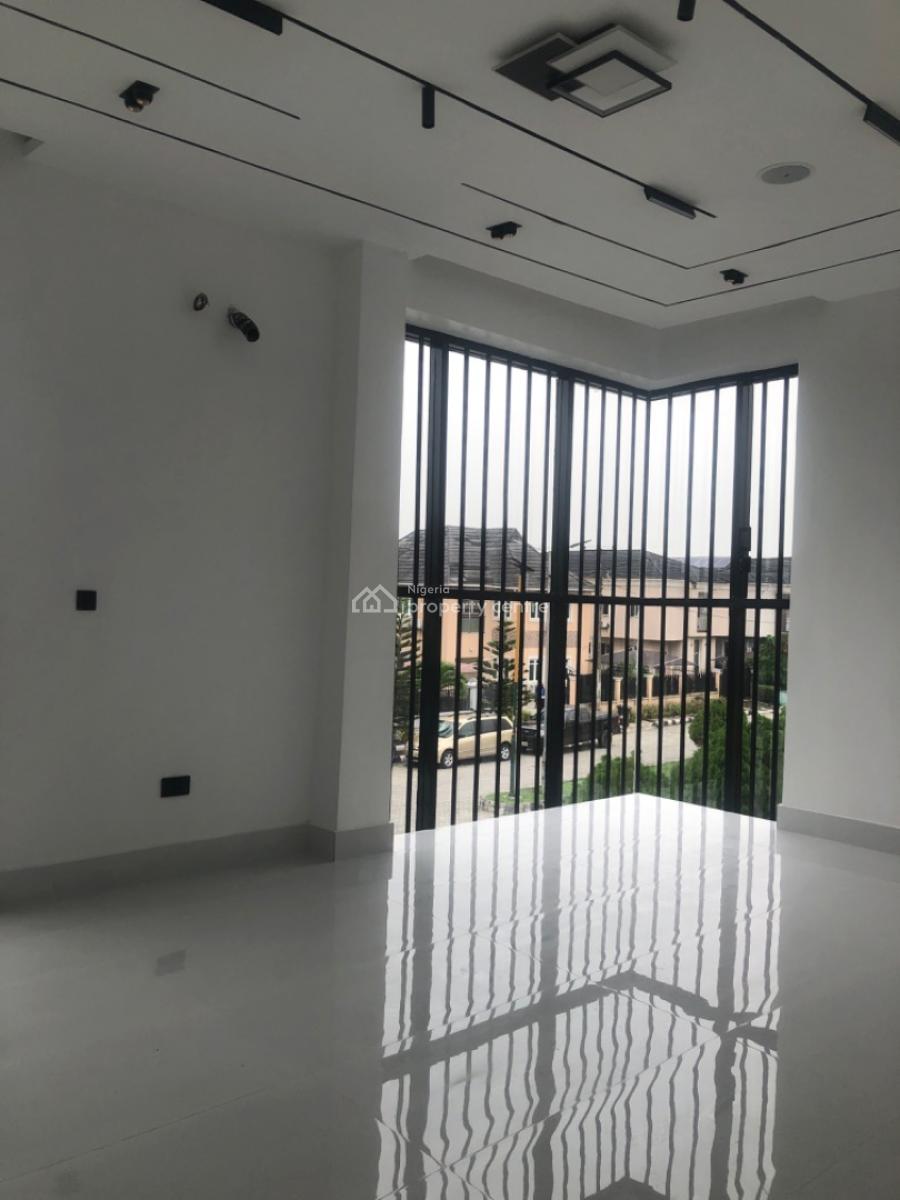 5bedroom Duplex in Diamond Estate, Diamond Estate, Sangotedo, Ajah, Lagos, Detached Duplex for Sale