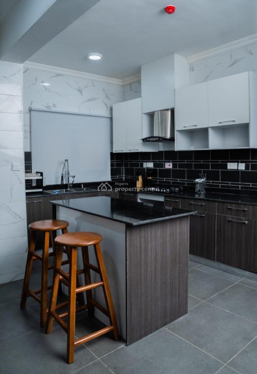 Clean 3bedroom Flat with Bq in a Secured Estate, Victoria Island (vi), Lagos, Flat / Apartment for Rent
