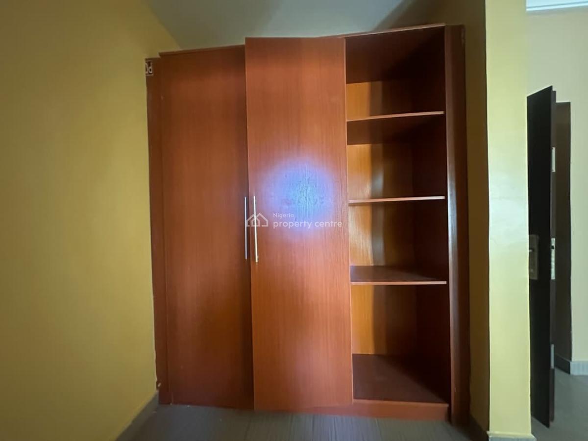 Standard 3bedroom Flat in a Serene Environment in Ologholo, Ologholo Estate, Lekki, Lagos, Flat / Apartment for Rent