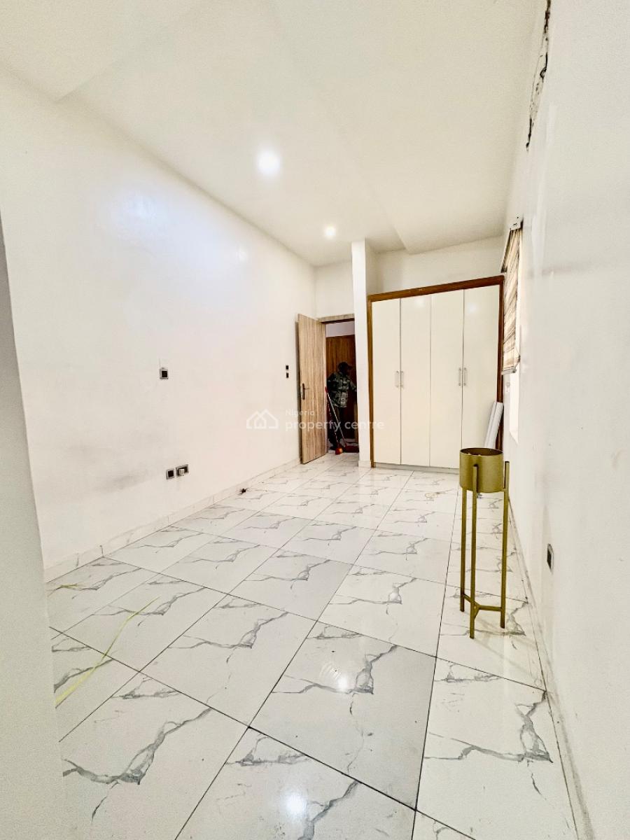 Massive 2 Bedroom Flat with Swimming, Gym & Playground, Before Orchid Enyo Filling Station By Lekki 2nd Toll Gate, Lekki, Lagos, Flat / Apartment for Rent
