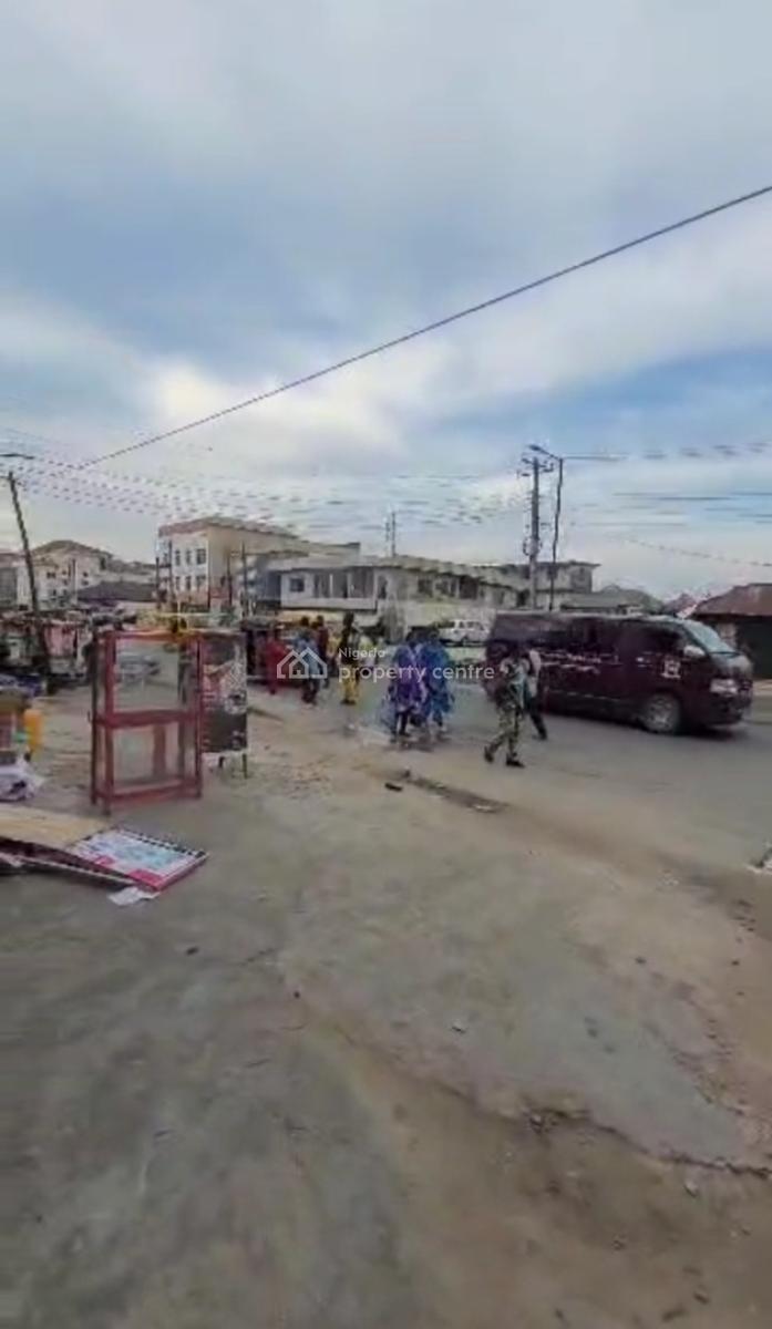 Very Big Multi Pupose Shop Directly on Bariga Road, with 2 Toilet., Bariga Road, Close to Wema Bank., Bariga, Shomolu, Lagos, Plaza / Complex / Mall for Rent