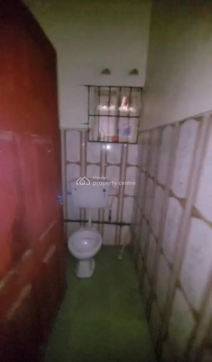 Very Big Multi Pupose Shop Directly on Bariga Road, with 2 Toilet., Bariga Road, Close to Wema Bank., Bariga, Shomolu, Lagos, Plaza / Complex / Mall for Rent